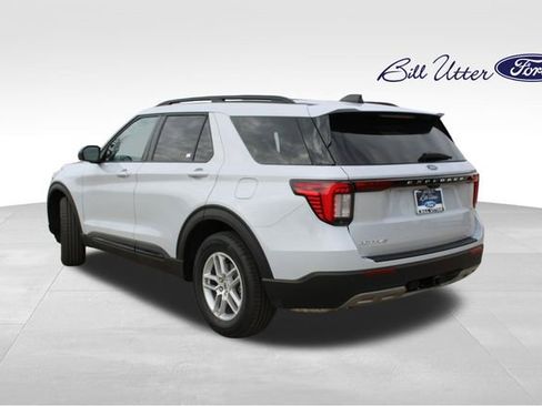 New 2026 Ford Explorer Active w/ Active Comfort Package image 4