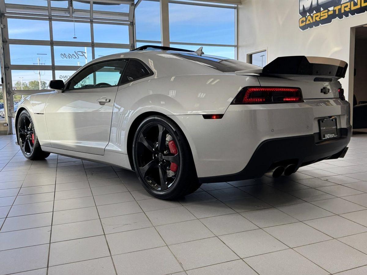 Used 2014 Chevrolet Camaro SS w/ RS Package RWD image 48