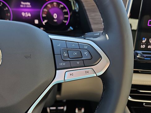 New 2026 Volkswagen Atlas SEL Premium R-Line image 19