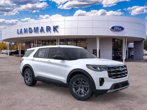 New 2026 Ford Explorer Active w/ Active Comfort Package AWD/4WD image 7