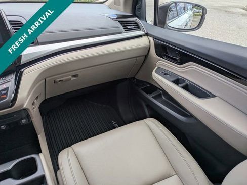 Used 2024 Honda Odyssey Touring image 17