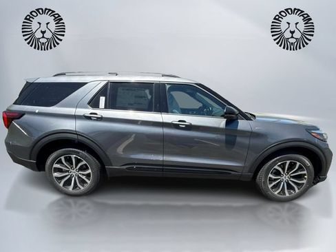 New 2026 Ford Explorer ST-Line AWD/4WD image 5