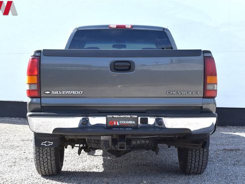 Used 2002 Chevrolet Silverado 2500 LS w/ Electrical Convenience Pkg AWD/4WD image 4