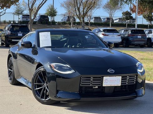 Certified 2024 Nissan Z Performance w/ Floor Mat Package image 2