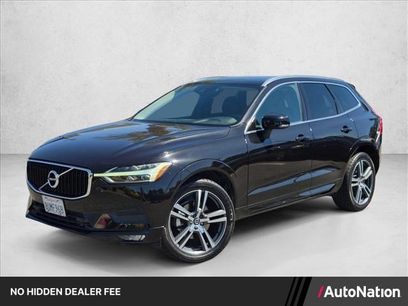 Used 2021 Volvo XC60 T5 Momentum w/ Premium Package