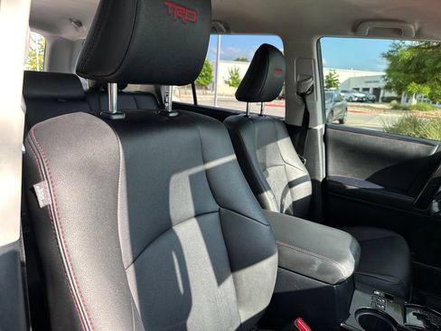Used 2023 Toyota 4Runner TRD Off-Road Premium w/ Off Road Premium Plus Package AWD/4WD image 37
