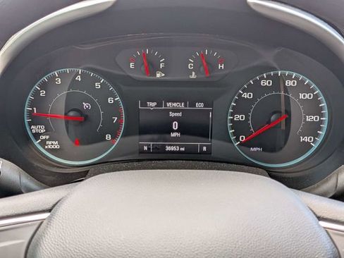 Used 2024 Chevrolet Malibu LT image 32