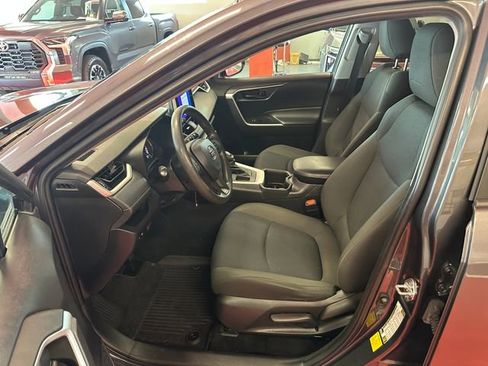 Certified 2023 Toyota RAV4 LE FWD image 10
