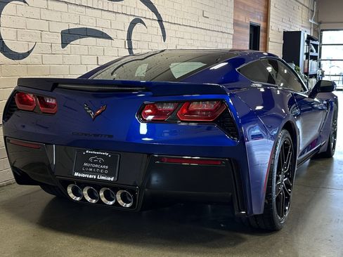 Used 2016 Chevrolet Corvette Stingray Coupe w/ Carbon Flash Badge Package RWD image 6