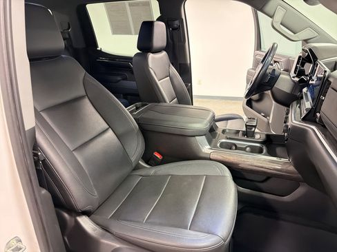 Used 2023 Chevrolet Silverado 1500 LTZ AWD/4WD image 31
