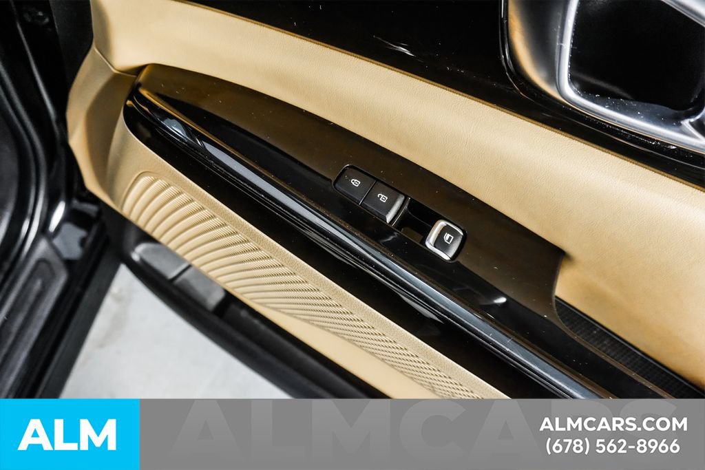 Used 2024 Kia Carnival EX FWD image 43