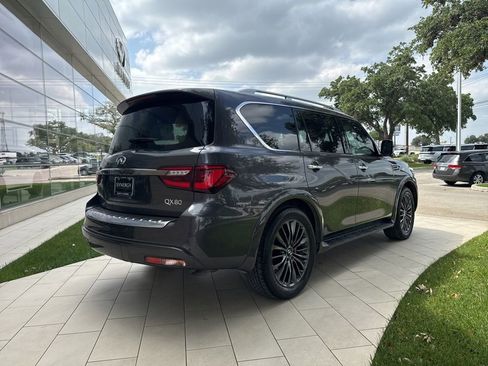 Used 2023 INFINITI QX80 Premium Select w/ All-Season Package AWD/4WD image 4