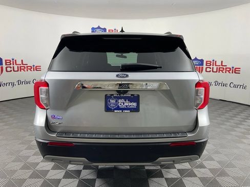 Certified 2024 Ford Explorer XLT w/ Equipment Group 202A RWD image 4