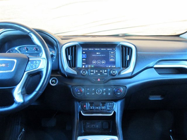 Used 2018 GMC Terrain Denali w/ Driver Alert Package II AWD/4WD image 23