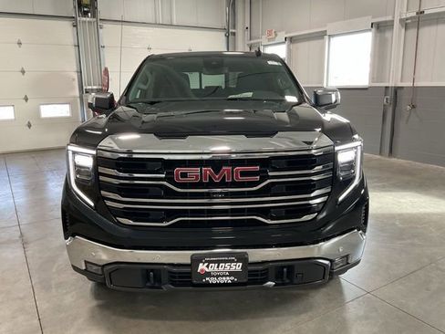 Used 2024 GMC Sierra 1500 SLT w/ SLT Premium Plus Package image 2