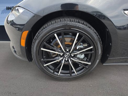 Used 2024 MAZDA MX-5 Miata RF Grand Touring RWD image 23