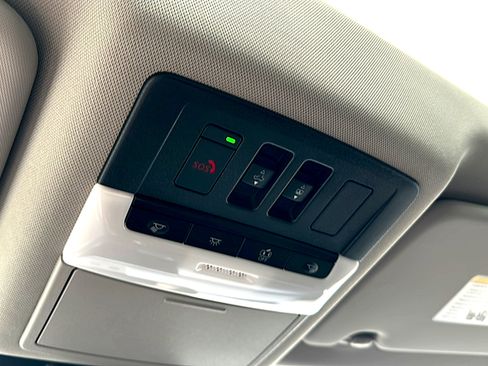 New 2026 Nissan Rogue Platinum AWD/4WD image 27