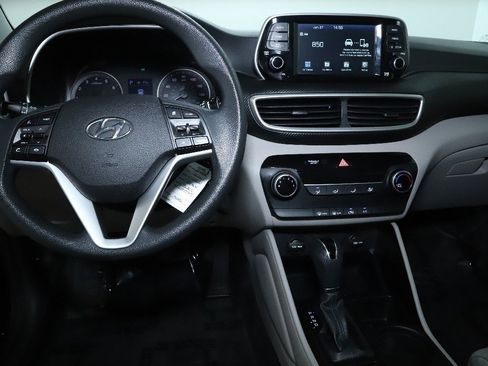 Used 2020 Hyundai Tucson SE image 30