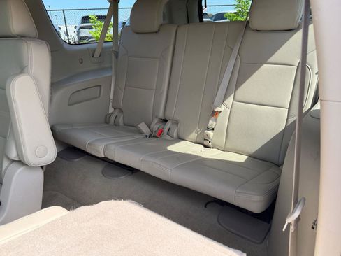 Used 2017 GMC Yukon XL Denali w/ Open Road Package image 45