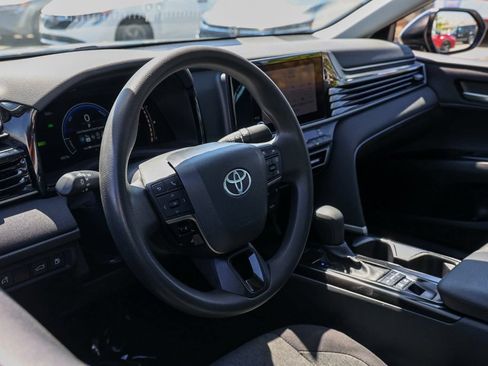 Used 2025 Toyota Camry LE FWD image 14