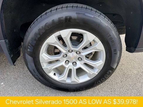 Used 2023 Chevrolet Silverado 1500 LTZ AWD/4WD image 32