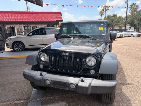 Used 2015 Jeep Wrangler Unlimited Sport AWD/4WD image 5