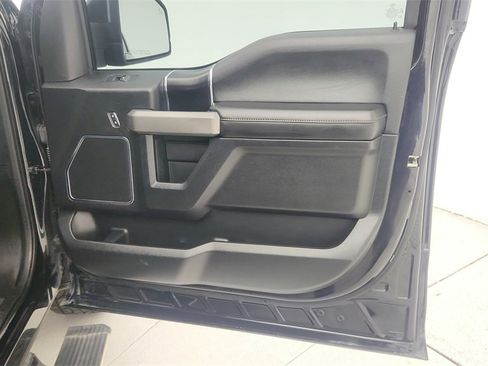 Used 2018 Ford F150 Platinum w/ Equipment Group 701A Luxury image 32