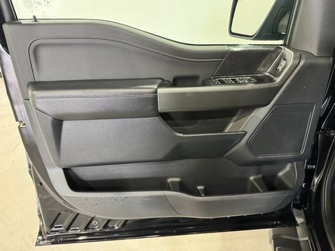Used 2022 Ford F150 XLT w/ Equipment Group 301A Mid AWD/4WD image 17