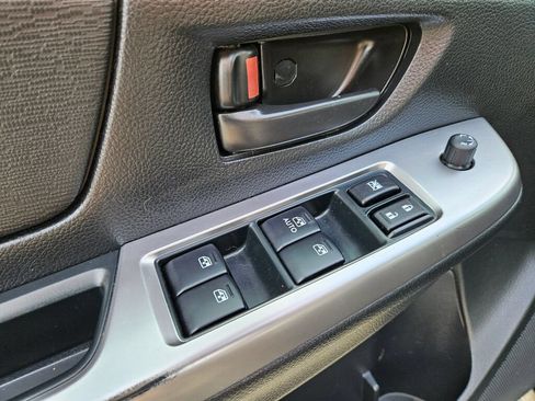 Used 2016 Subaru Impreza 2.0i AWD/4WD image 19