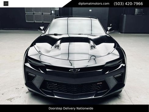 Used 2018 Chevrolet Camaro SS RWD image 59