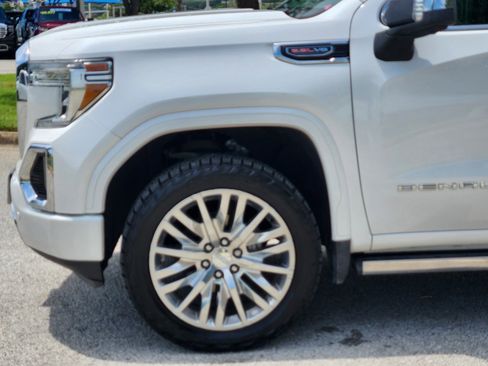 Used 2019 GMC Sierra 1500 Denali w/ Denali Ultimate Package AWD/4WD image 27
