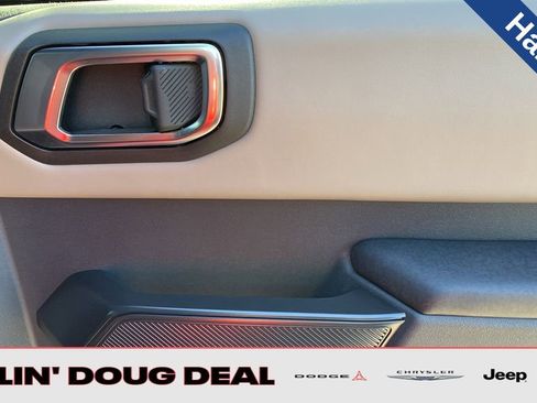 Used 2024 Ford Bronco Wildtrak image 37