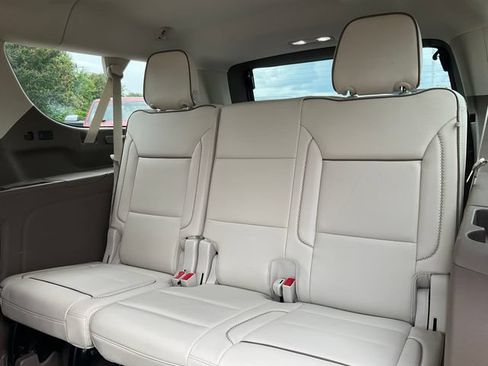 Used 2021 GMC Yukon XL Denali AWD/4WD image 19