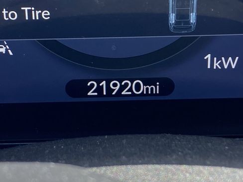 Used 2024 Honda Prologue Touring image 12