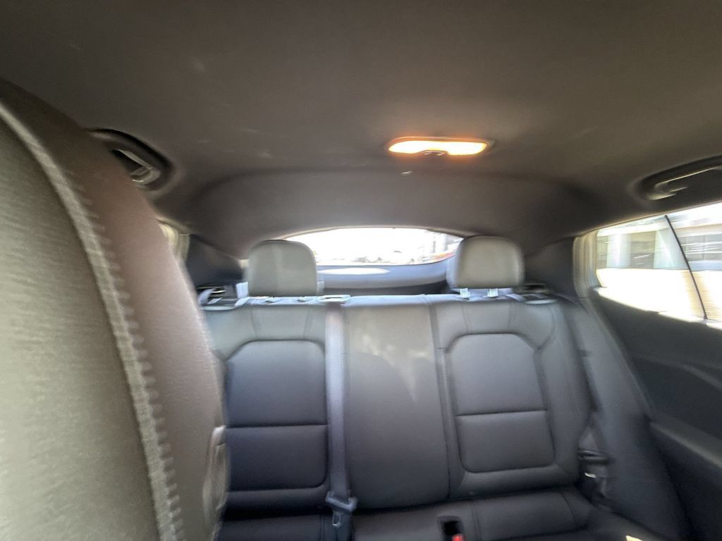 Used 2024 Buick Envista Sport Touring w/ Convenience I Package FWD image 11
