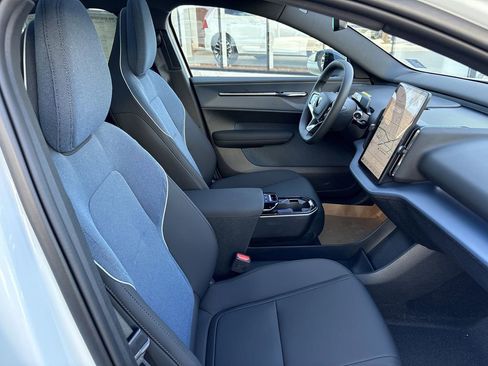 New 2026 Volvo EX30 Ultra image 16
