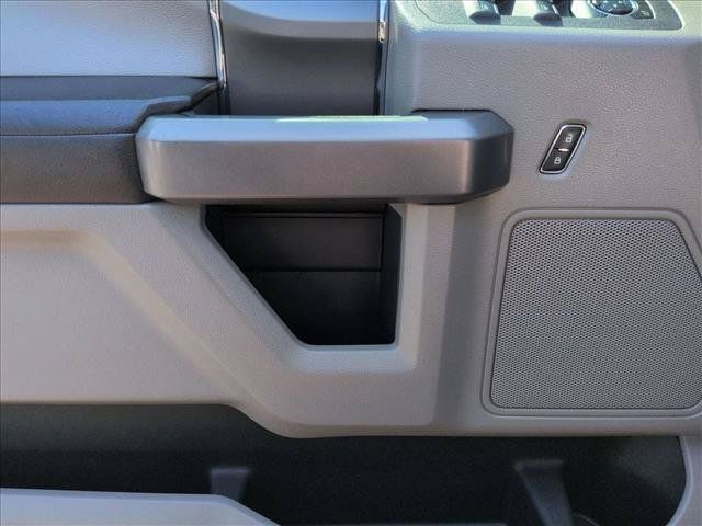Used 2015 Ford F150 XLT w/ Equipment Group 302A Luxury RWD image 10