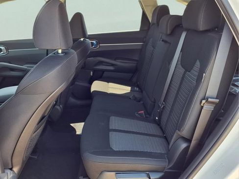 New 2026 Kia Sorento LX FWD image 16