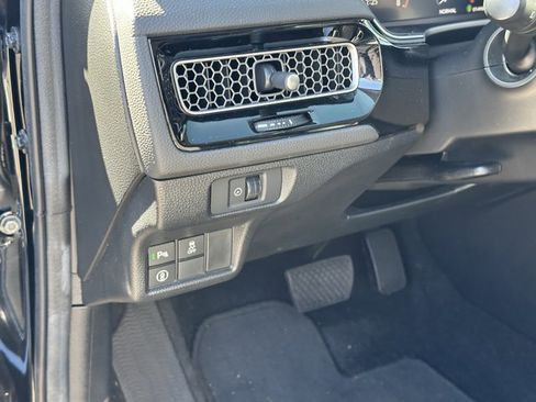 Used 2024 Honda Civic Touring image 18