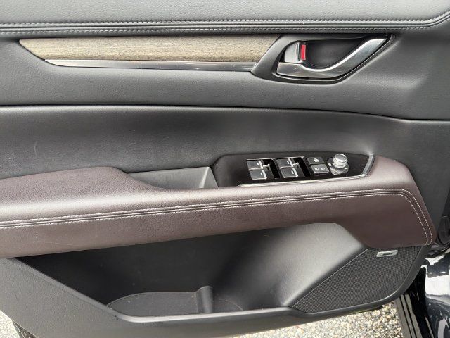 Used 2024 MAZDA CX-5 Signature AWD/4WD image 13