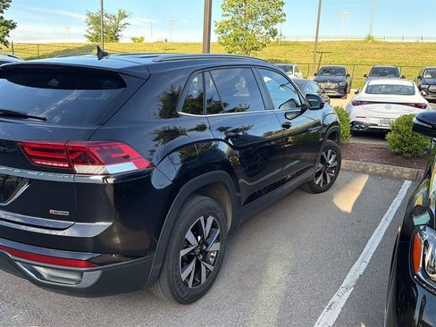 Used 2020 Volkswagen Atlas Cross Sport SE AWD/4WD image 9
