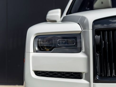 Used 2019 Rolls-Royce Cullinan image 19