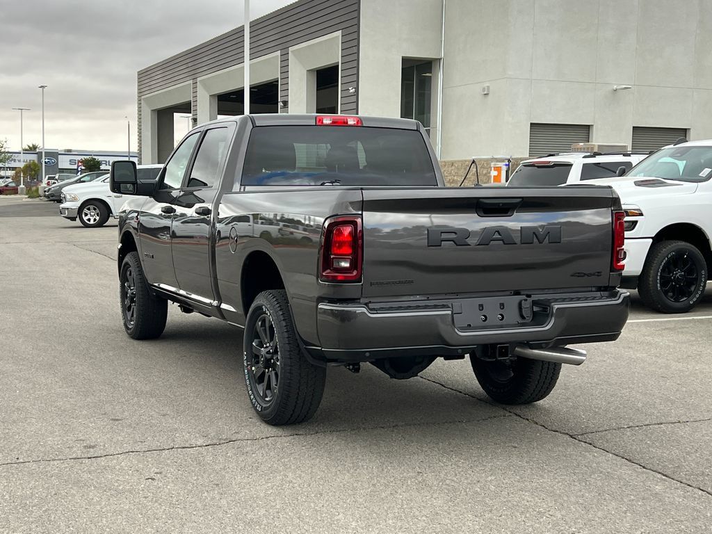New 2026 RAM 3500 Big Horn AWD/4WD image 4