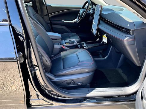 Used 2025 Ford Mustang Mach-E Premium w/ Sport Appearance Package AWD/4WD image 12