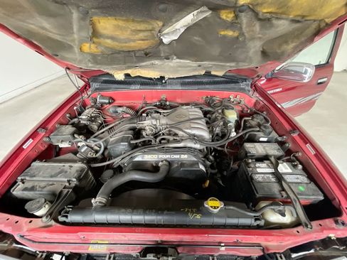 Used 1995 Toyota Tacoma SR5 AWD/4WD image 23