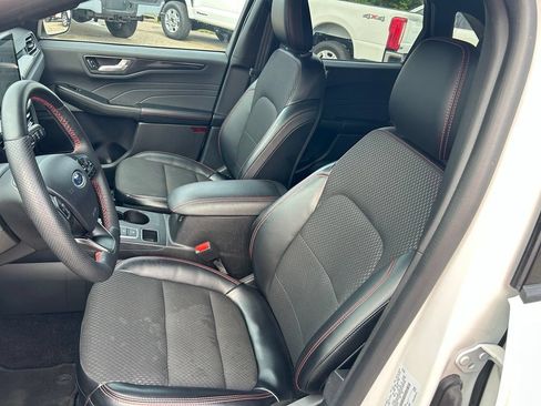 Used 2024 Ford Escape ST-Line w/ Tech Pack #1 AWD/4WD image 10