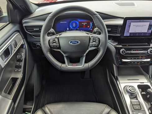 Used 2023 Ford Explorer ST w/ Equipment Group 401A image 14