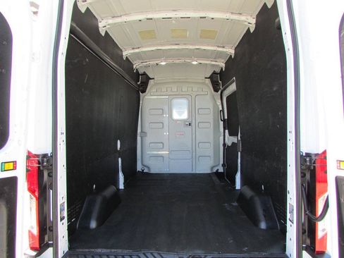 Used 2025 Ford Transit 250 148 High Roof w/ Load Area Protection Package RWD image 24