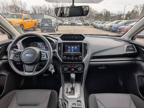 Used 2018 Subaru Impreza 2.0i Premium image 3