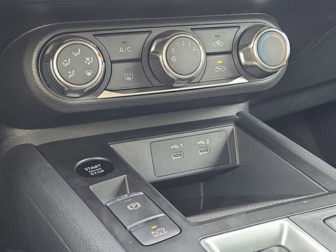 New 2026 Nissan Kicks S image 19